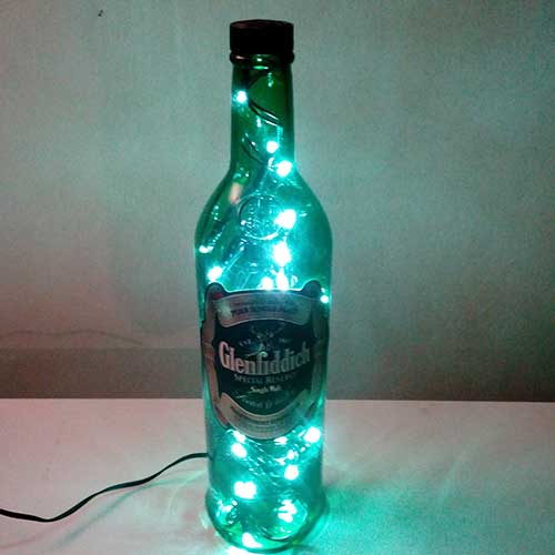 I was a bottle: Glas-Flaschen - Lampen und Leuchten, Laternen, Gläser, Led-Flaschenlampen: Glenfiddich Whiskey Led-Flaschenlampe türkisgrün