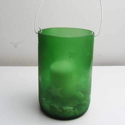 I was a bottle: Glas-Flaschen - Lampen und Leuchten, Laternen, Gläser, Vasen und Schalen aus Glas, Special Editions: grüne Weihnachts- Laterne mit satinierten Sternen