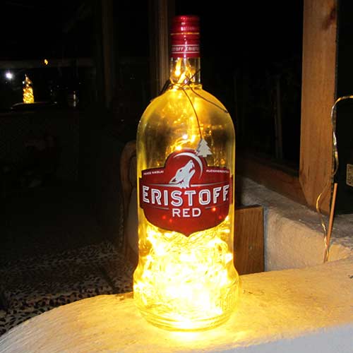 I was a bottle: Glas-Flaschen - Lampen und Leuchten, Laternen, Gläser, Vasen und Schalen aus Glas, Led Flaschenlampen: große Eristoff Led- Flaschenlampe mit gelben Licht